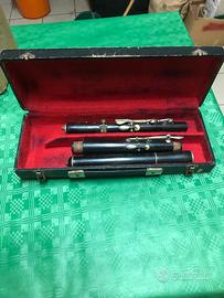 Flauto traverso antico in legno