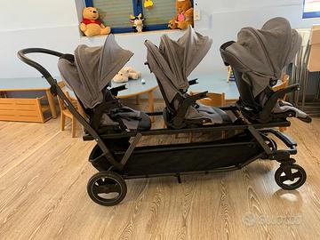 Passeggino trigemellare