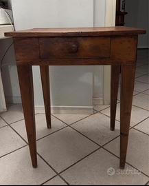 Tavolino da ingresso vintage in cigliegio