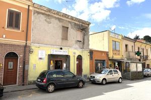 CASA INDIPENDENTE A OSSI