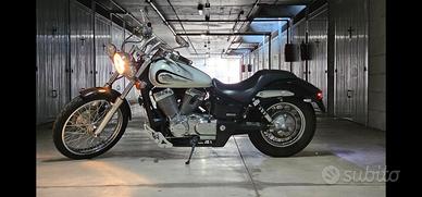 Honda Shadow vt750