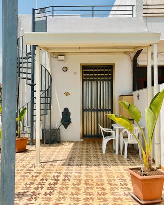 Casa vac. fronte mare10mt Avola SR 3453533610