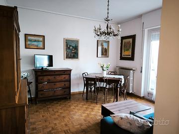 Appartamento p. rialzato arredato - zona centrale