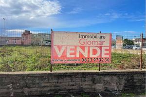Terreno di 1000 m² a Mondragone