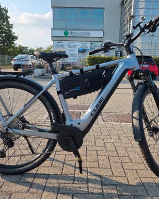 Cube Kathmandu  Hybrid SLX 750 Taglia  M-54