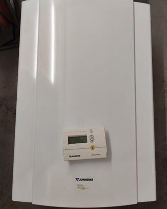 Caldaia JUNKERS BOSCH per Riscaldamento e ACS