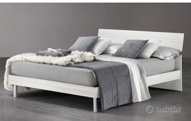 Letto matrimoniale