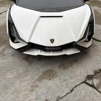 Macchina per bambini ( lamborghini)