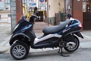Piaggio MP3 300 RL patente A2
