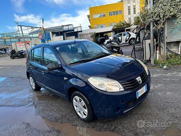 Dacia Sandero 1.4 8V GPL Lauréate