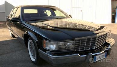 Cadillac Fleetwood Brougham  1995