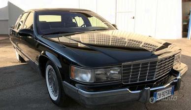 Cadillac Fleetwood Brougham  1995
