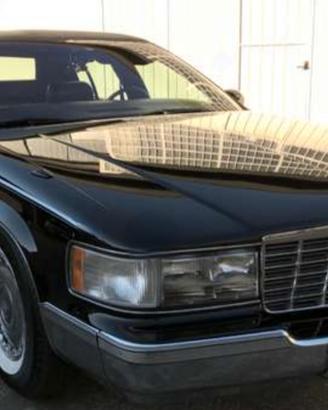 Cadillac Fleetwood Brougham  1995