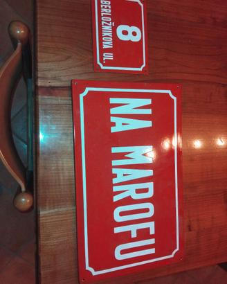 Insegne smaltate slovene