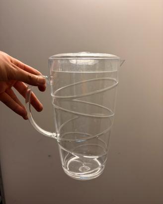 Brocca in plastica 2 litri - 4pezzi disponibili