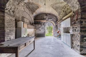 MAGAZZINO A BRACCIANO