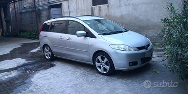 Cerchi completi di gomme