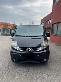 Renault trafic passenger