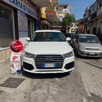 Audi Q3 2.0 TDI 150 CV S line Edition