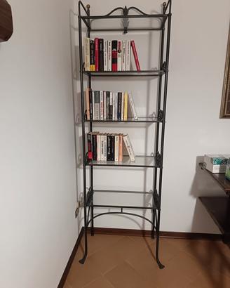 Libreria in ferro battuto