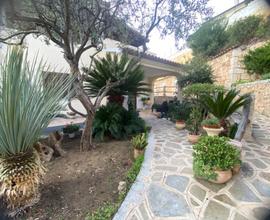 Grazioso appartamento con giardino