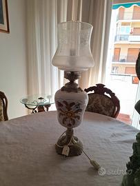 Lampada da tavolo vintage in ceramica decorata