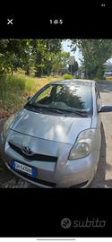 Toyota yaris sol del 2009 