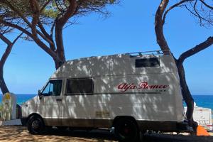 Camper Alfa Romeo AR8T