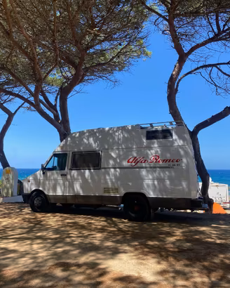 Camper Alfa Romeo AR8T