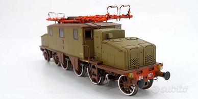 Ritiro trenini elettrici