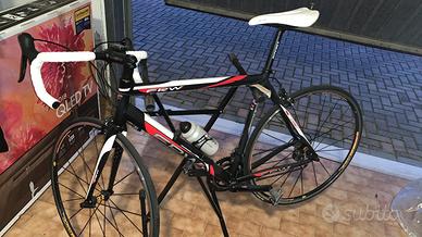 bici da corsa FWR in alluminio