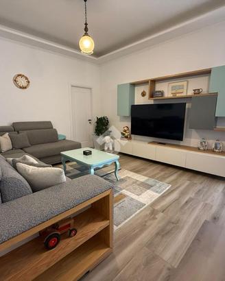6 LOCALI A LA SPEZIA