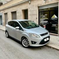 Ford C-Max Titanium **Distribuzione eseguita**