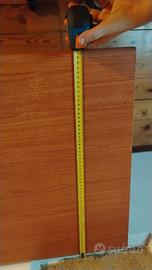 Scrivania in legno