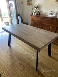 Tavolo “Ricci Casa”