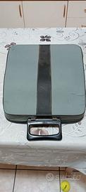 Macchina da scrivere Olivetti