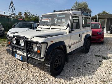 Land Rover Defender 90 diesel Hard-top