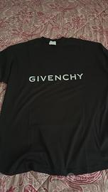 Maglietta givenchy