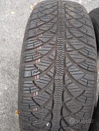  2 gomme invernali buoni 165/60 R15  M+S