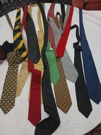 Lotto 14 Cravatte Vintage varie fantasie.