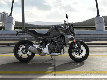 BMW F 900 R Triple Black