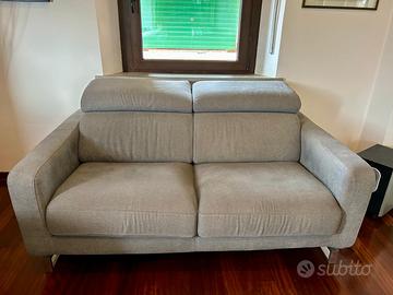 Divano poltronesofa Foscarina grigio in tessuto