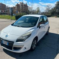 Renault Scenic X-Mod 1.6 cc benzina pari al nuovo 