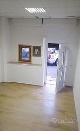 Magazzino uso deposito o ufficio