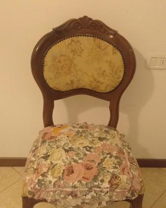 Poltroncina imbottita 