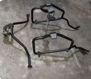 Vari accessori Transalp 700.