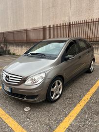 Classe b 180 cdi CERCHI AMG 18