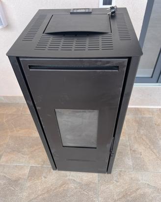 Stufa a pellet Invicta