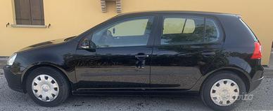 Golf 5 benzina neopatentati