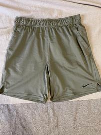 Pantaloncini sportivi Nike taglia S